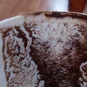 커피 찌꺼기에 대한 운세 : 수탉-기호의 의미